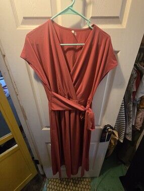 Women's Wrap Midi Dress in Coral